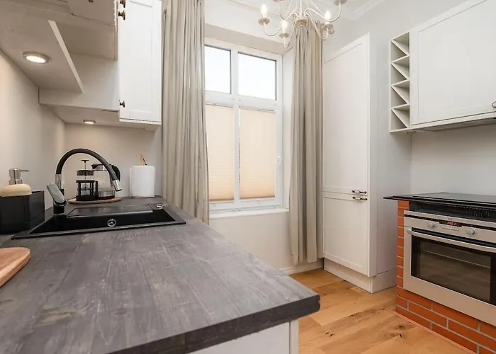 Apartman Light And Bright - *